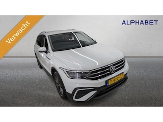 Volkswagen Tiguan 1.5 TSI Life Business | Camera | Stoelverwarming |