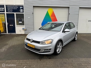 Volkswagen Golf 1.6 TDI Comfortline DSG !