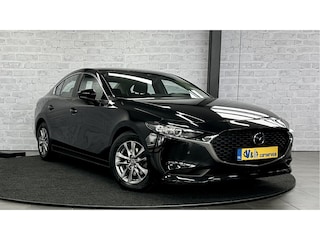 Mazda 3 2.0 e-SkyActiv-G Comfort Bose / Stoel&Stuurverwr. / Carplay / Camera / PDC