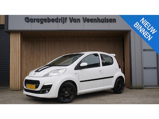 Peugeot 107 1.0 68pk 5-Drs Active *Facelift* Airco Elek.pakket A-Spoiler 14inch LM LED 127957km!