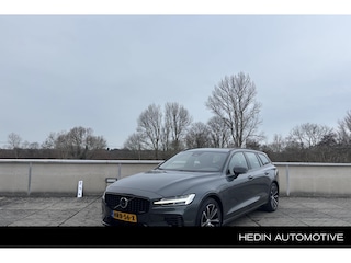 Volvo V60 2.0 T6 Plug-in hybrid AWD Plus Dark Verwarmbare voorruit | Trekhaak | Harman/Kardon | 360 camera | Pilot Assist