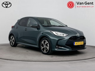 Toyota Yaris 1.5 Hybrid 115 Dynamic | Navigatie | Dodehoek detectie | Parkeersensoren voor/achter | Stoel-/stuurverwarming | Adaptive Cruise | Clima | Keyless | Camera | 16 inch