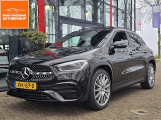 Mercedes-Benz GLA 250 e AMG Line | SOH 92% | Panodak | Navigatie | Sfeerverlichting | Cruise Control | 20 inch | Parkeersensoren + Camera