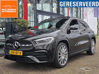 Mercedes-Benz GLA 250 e AMG Line | SOH 92% | Panodak | Navigatie | Sfeerverlichting | Cruise Control | 20 inch | Parkeersensoren + Camera
