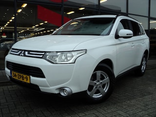 Mitsubishi Outlander 2.0 Intense AUTOMAAT