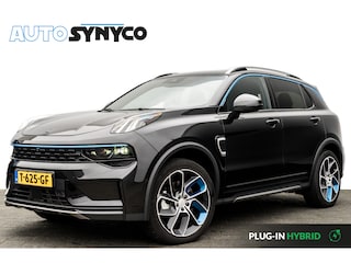 Lynk & Co 01 1.5 Plug-in Hybrid 262 Pk I Modeljaar 2023 I Panoramadak I 75 km Elektrisch I 360 Camera I Infinity Audio I Full Map Navi I Carplay I 20 inch. LMV l 1e eigenaar