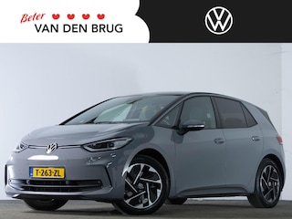 Volkswagen ID.3 Pro Business 59 kWh 204 PK | LED Matrix IQ | Stoel & Stuurverwarming | Steunhaak | Achteruitrijcamera | Keyless |