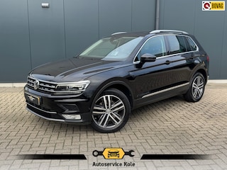 Volkswagen Tiguan 2.0 TSI 4Motion Highline * Panorama * Trekhaak * Leder * Virtual Cockpit * Side Assist *