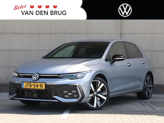 Volkswagen Golf GTE 1.5 eHybrid 272 pk DSG | Navigatie | Head-up display | 360 Camera | Black Style | Trekhaak