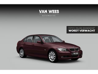 BMW 318i Executive | Schuifdak | Hi-Fi audio | Stoelverwarming | Climate control | Half leer | Sportstuur | Cruise control | Xenon | PDC | ISO-fix | 17 inch | Origineel
