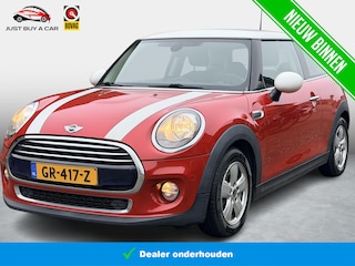 Mini Cooper 1.5 Business / 1e Eigenaar / Cruise / Clima / LMV / Recent grote beurt gehad
