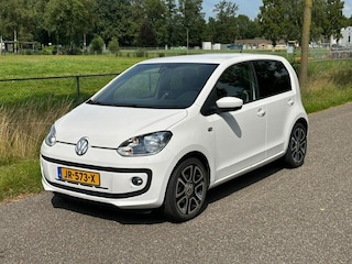 Volkswagen Up 1.0 high BlueMotion | Cruise controle | Parkersensoren | LMV 15 inch |