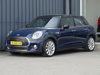 Mini Cooper 1.5 Chili Business