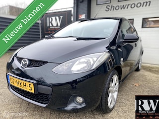 Mazda 2 1.3 TS met AIRCO, PARROT EN NIEUWE APK!