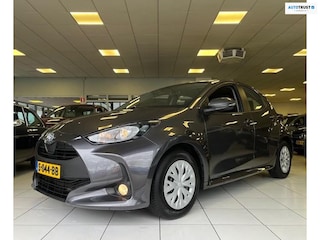 Toyota Yaris 1.5 Hybrid Active/Automaat/Achteruitrijcamera/1e Eigenaar/Stoelverwarming/Airco/Cruise/Bluetooth