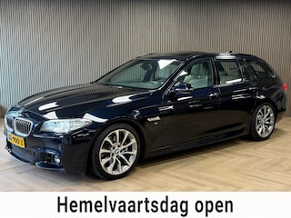 BMW 5-serie Touring 520i High Executive AUT. M-PAKKET PANO DEALERONDERH. PARKEERSENSOREN VOOR EN ACHTER CRUISE CONTROL NAVI STOELV