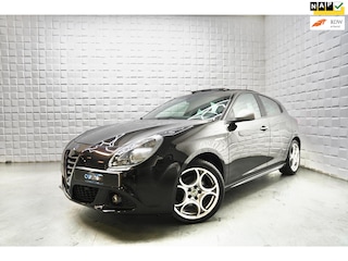 Alfa Romeo Giulietta 1.4 T Sprint PANORAMADAK 170PK NAP