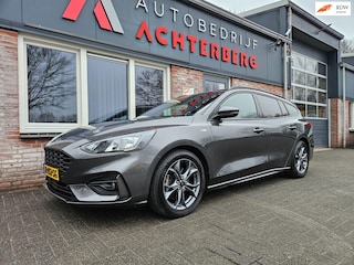 Ford Focus Wagon 1.0 EcoBoost ST Line Business Navigatie! Mooie/Nette Auto! Carplay! Airco! Cruise Control!