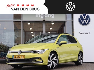 Volkswagen Golf 1.5 eTSI 150 pk DSG Style | Panorama dak | IQ Light | Ergo Stoel | Stoel + Stuurverwarming | ACC | Camera | navigatie |