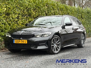 BMW 3-serie Touring 318d High Executive Pano / Trekhaak / Carplay €23.500 EX BTW