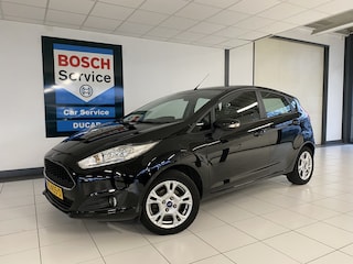 Ford Fiesta 1.0 Style Ultimate Airco /Navigatie / 5 DRS /lichtmetalen velgen