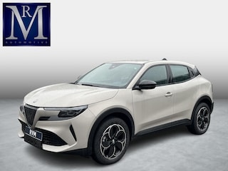 Alfa Romeo Junior Elettrica 54 kWh 15.000KM!! | FABRIEKSGARANTIE | APPLE CARPLAY| ANDROID AUTO| UNIEKE KLEUR! | ADAPTIVE CRUISE CONTROL|