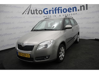 Skoda Fabia Combi 1.4-16V Ambiente netjes met trekhaak