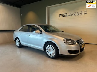 Volkswagen Jetta 1.6 FSI Comfortline/CRUISE CONTROL/CLIMA AIRCO/SKILUIK/TREKHAAK/ISOFIX/ELEKTRISCHE RAMEN
