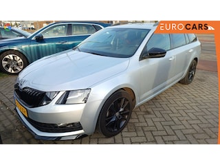 Skoda Octavia Combi 1.0 TSI 115pk Sport Business | Navigatie | Climate Control | Trekhaak | Extra Getint Glas | Lichtmetalen Velgen | Parkeer sensoren