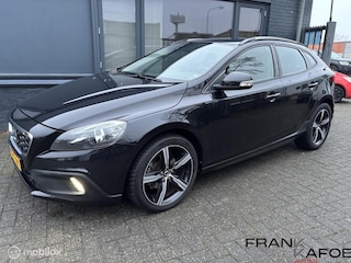 Volvo V40 1.6 T4 Momentum Aut. Navi ECC Cruise 18" Parkeer-hulp