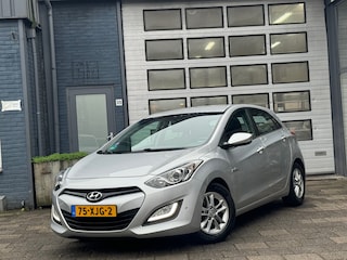 Hyundai i30 1.6 GDI i-Vision | Clima | Cruise | Camera | N.A.P