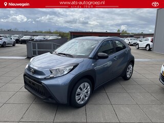 Toyota Aygo 1.0 VVT-i MT Play Nieuw geregistreerd, direct leverbaar, 5 KM