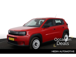 Fiat Grande Panda RED 44 kWh | Navigatie Via App | Airco | Cruise Controle | PDC | Carplay/Android Auto |