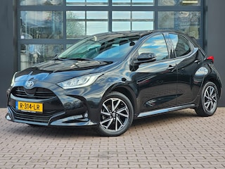 Toyota Yaris 1.5 VVT-i Dynamic | Airco | Navi | Keyless | Lane Assist | Adaptive Cruise | All-seasons | Camera |