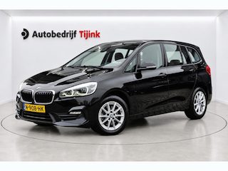 BMW 2-serie Tourer 218i Business Edition | Automaat | LED | Trekhaak | Stoelverwarming | PDC | Elek. achterklep | HUD | Navi |