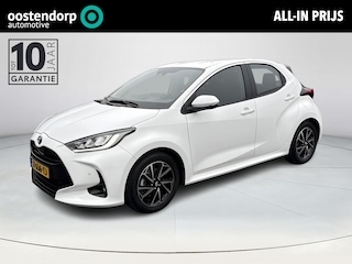 Toyota Yaris 1.5 Hybrid Dynamic | Navigatie | Apple CarPlay/Android auto | Head-up display | Parkeersensoren voor en achter