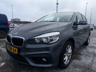 BMW 2-serie Tourer 220i Automaat Clima Cruise PDC LMV Dealer Onderhouden Nette Auto