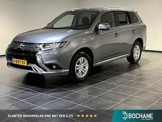 Mitsubishi Outlander 2.4 PHEV Pure | Apple Carplay/Android Auto | Stoelverwarming | Camera