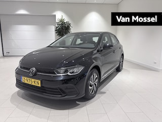Volkswagen Polo 1.0 TSI Life 95 PK DSG | Apple Carplay | Adaptive cruise control | Travel assist | Multimedia pakket | Comfort pakket | Deep Black | Regensensor | Start/stop systeem |