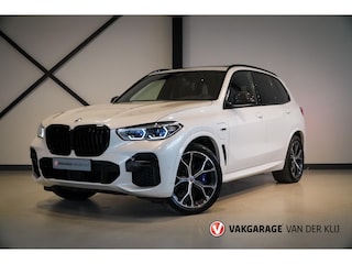 BMW X5 XDrive45e M-Sport | Panorama | Individual Leder Tartufo | Meesturende Achteras | Carbon | Driving Ass. Prof. | Leder Dash.
