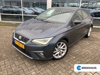 Seat Ibiza 1.0 EcoTSI FR 95pk | Navigatie via app connect | Cruise control | Parkeersensoren v+a | Full led koplampen | Privacy glass | 17"LMV