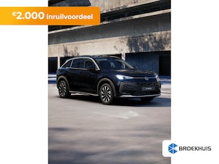 Volkswagen T-Roc Life First Edition Inclusief €2000,- inruilvoordeel | 'App-Connect' draadloze smartphone integratie | Automatische afstandsregeling (Adaptive Cruise Control) | Buitenspiegels elektrisch instel-, verwarm- en inklapbaar