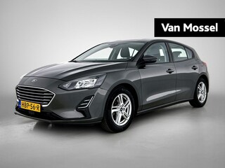 Ford Focus 1.0 EcoBoost Trend Edition | 101 PK | Bluetooth | LED | Parkeersensor Achter | Lichtmetalen Velgen | Rijstrooksensor | Start/Stop Systeem |