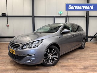 Peugeot 308 SW 1.2 PureTech Style / PANO / CRUISE / CLIMA / NAVI / PDC /