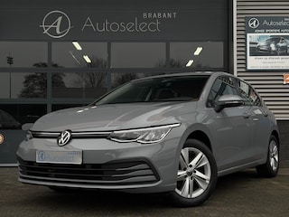 Volkswagen Golf 1.5 eTSI Style Navi ACC PDC