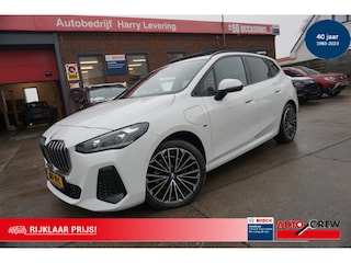 BMW 2-serie Tourer (u06) 225e 245pk xDrive Automaat M-sport Panoramadak El.achterklep
