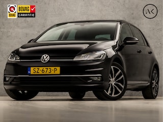 Volkswagen Golf 1.0 TSI Highline Sportline (SCHUIFDAK, APPLE CARPLAY, GROOT NAVI, CLIMATE, LED KOPLAMPEN, STOELVERWARMING, ALCANTARA, DYNAMISCHE KNIPPERLICHTEN, ADAPTIVE CRUISE, NIEUWSTAAT)