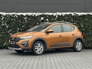 Dacia Sandero Stepway 1.0 TCe 90 COMFORT, AUTOMAAT, HOGE INSTAP, CARPLAY, CRUISE, CLIMATE CONTROL, PARKEERSENSOREN, ELEKTRISCHE RAMEN