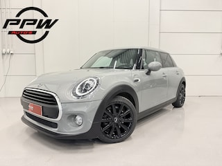 Mini Cooper 1.5 Aut 5drs 66DKM/PANO/H&K/LED/CAMERA/CARPLAY/NAVI-BREED/SFEER/17"/PDC/MOONWALK-GREY/ABSOLUTE-NIEUWSTAAT
