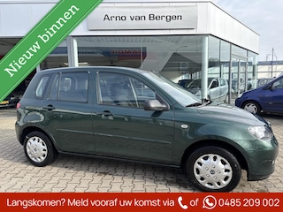 Mazda 2 1.4 Touring, AUTOMAAT, van 2e eigenaar !